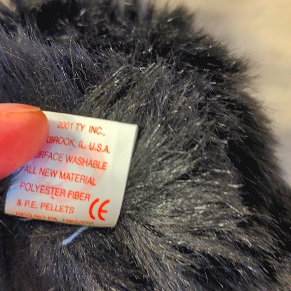Ty Beanie Baby: Poofie the Dog - Picture 11 of 12